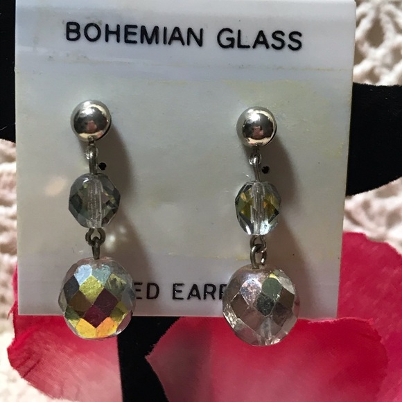 Genuine Vintage Bohemian Glass Pierced earrings beautiful and fabulous! - Picture 2 of 3